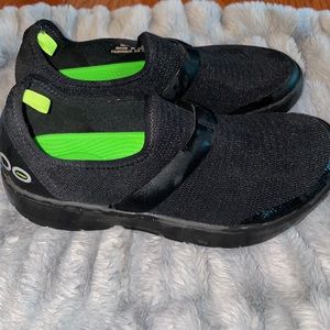Oofos oomg EeZee womens Sz 9 mens Sz 7 EU Sz 40